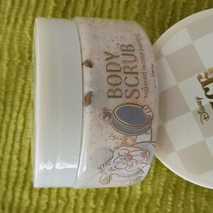 Spathacary Body Scrub In Lemon Yumminess Lot Of Two